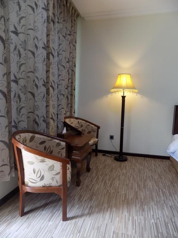 Victoria Palace Hotel Mandalay Exterior foto